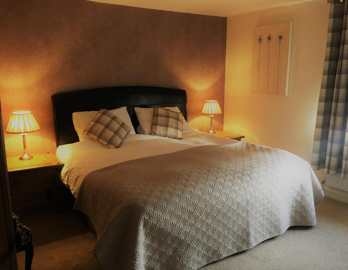 Hotel The Kings Head Louth  Esterno foto