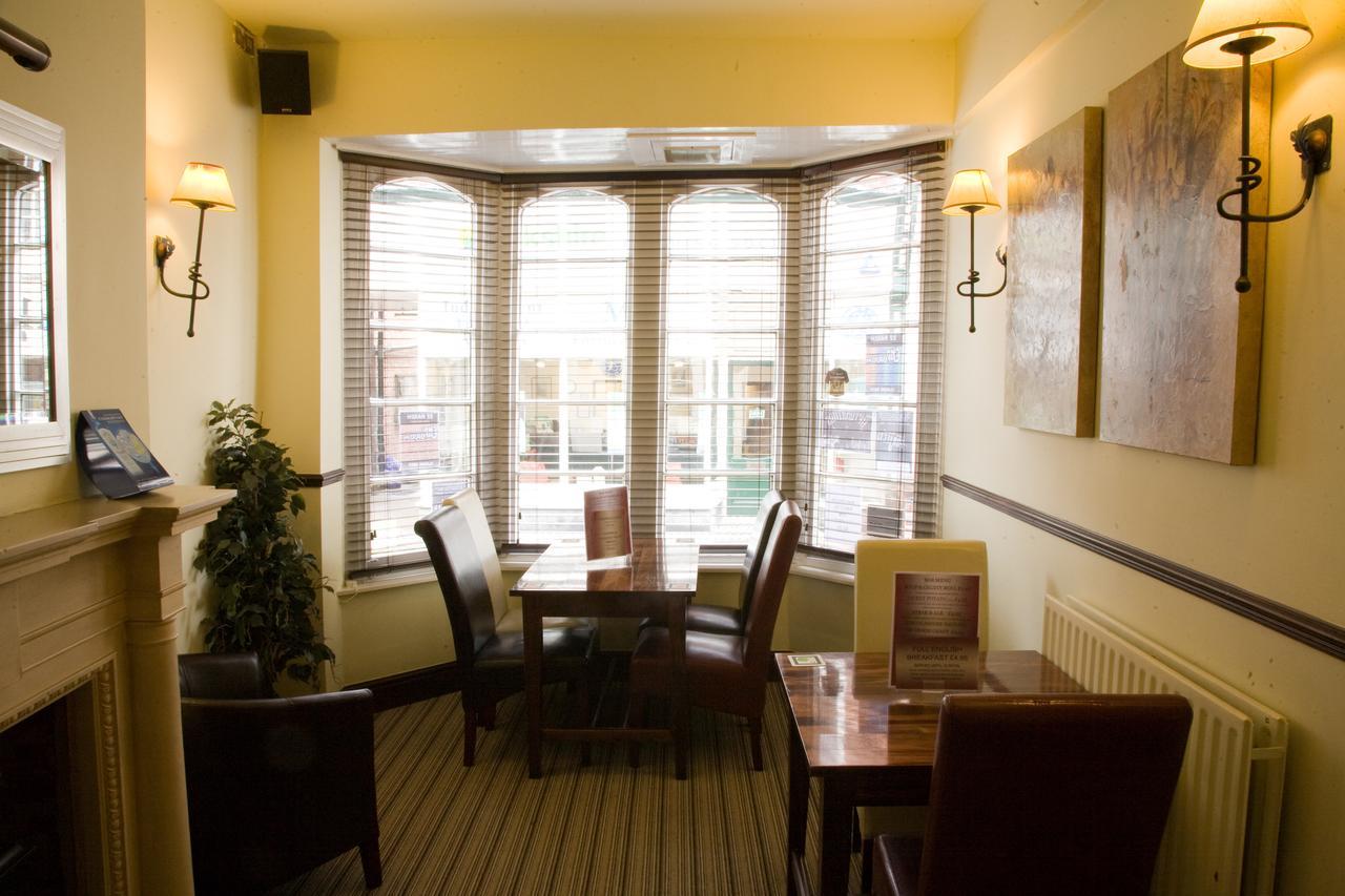 Hotel The Kings Head Louth  Esterno foto